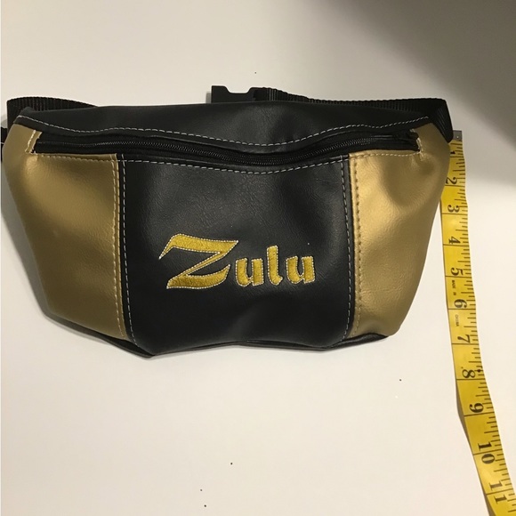 Mardi Gras 2023 Zulu Fanny Pack (New) - Picture 7 of 11